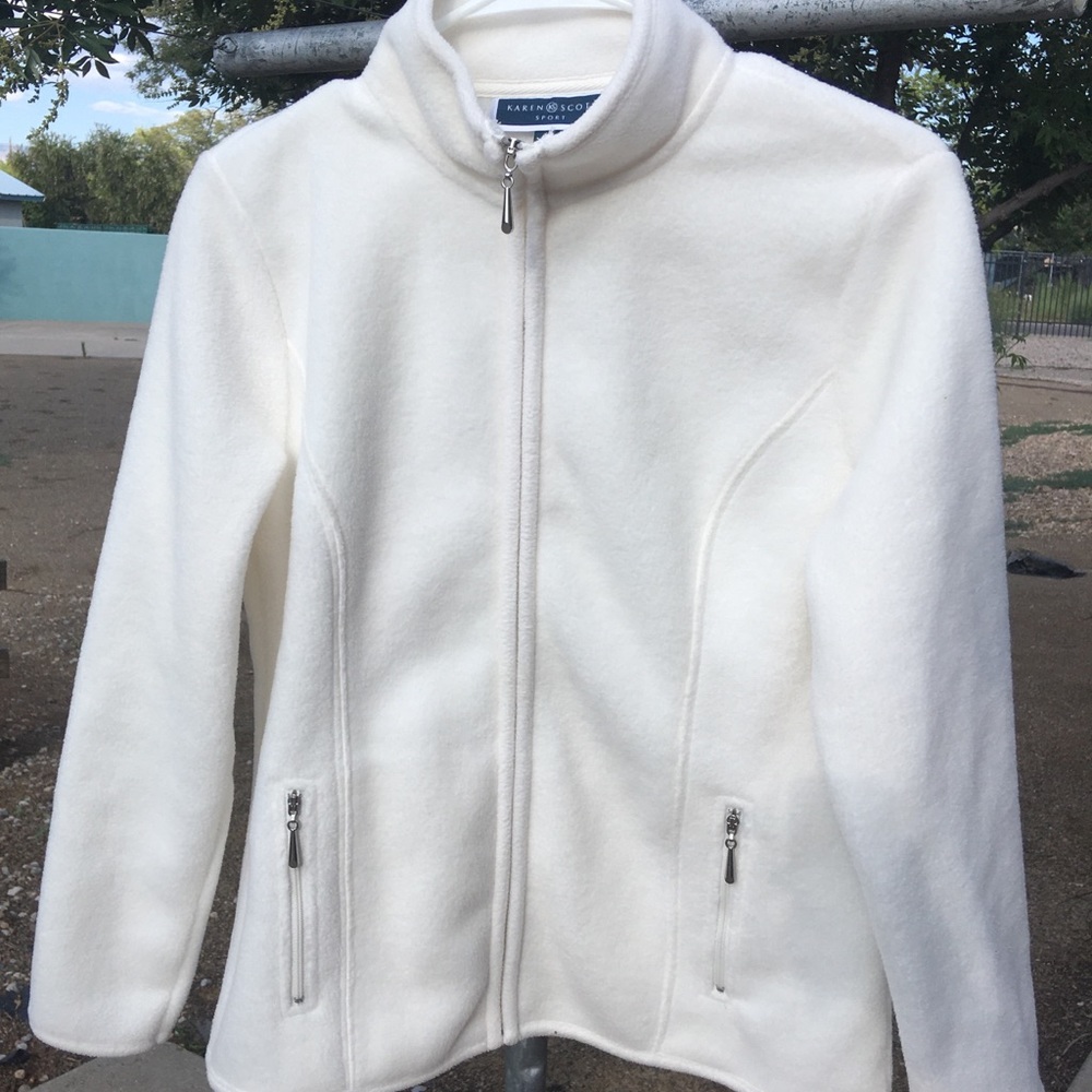 Karen Scott Zip-Up👚